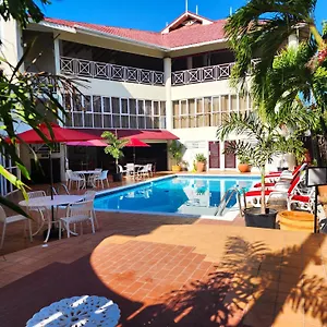 Altamont Court Kingston